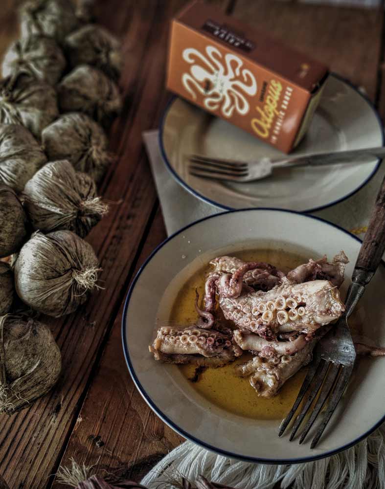 Ati Manel Octopus in Garlic Sauce, 110g - Image 3