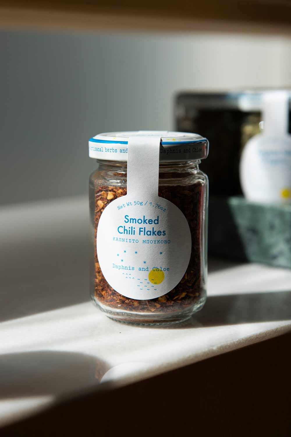 Daphnis and Chloe Smoked Chili Flakes Glass Jar, 50g - Image 2