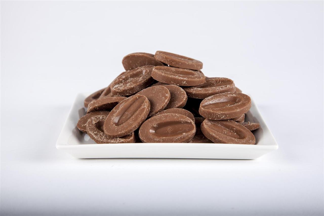 Valrhona Bulk Feves Caramelia Milk 36%, 3kg - Image 2