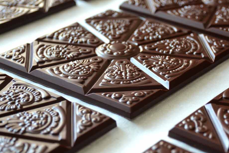 Rozsavolgyi Magic Houdini's Chocolate w/ Hot Paprika 73%, 70g - Image 2